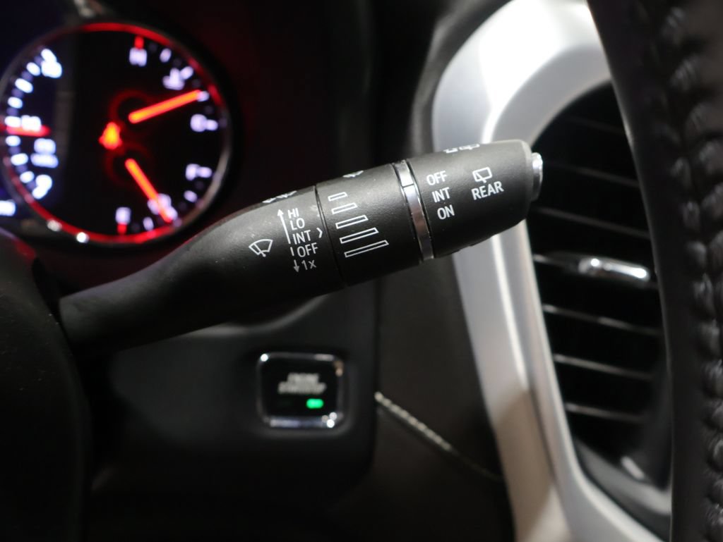 Used 2020 GMC Acadia SLT w/ Driver Alert Package II AWD/4WD image 38