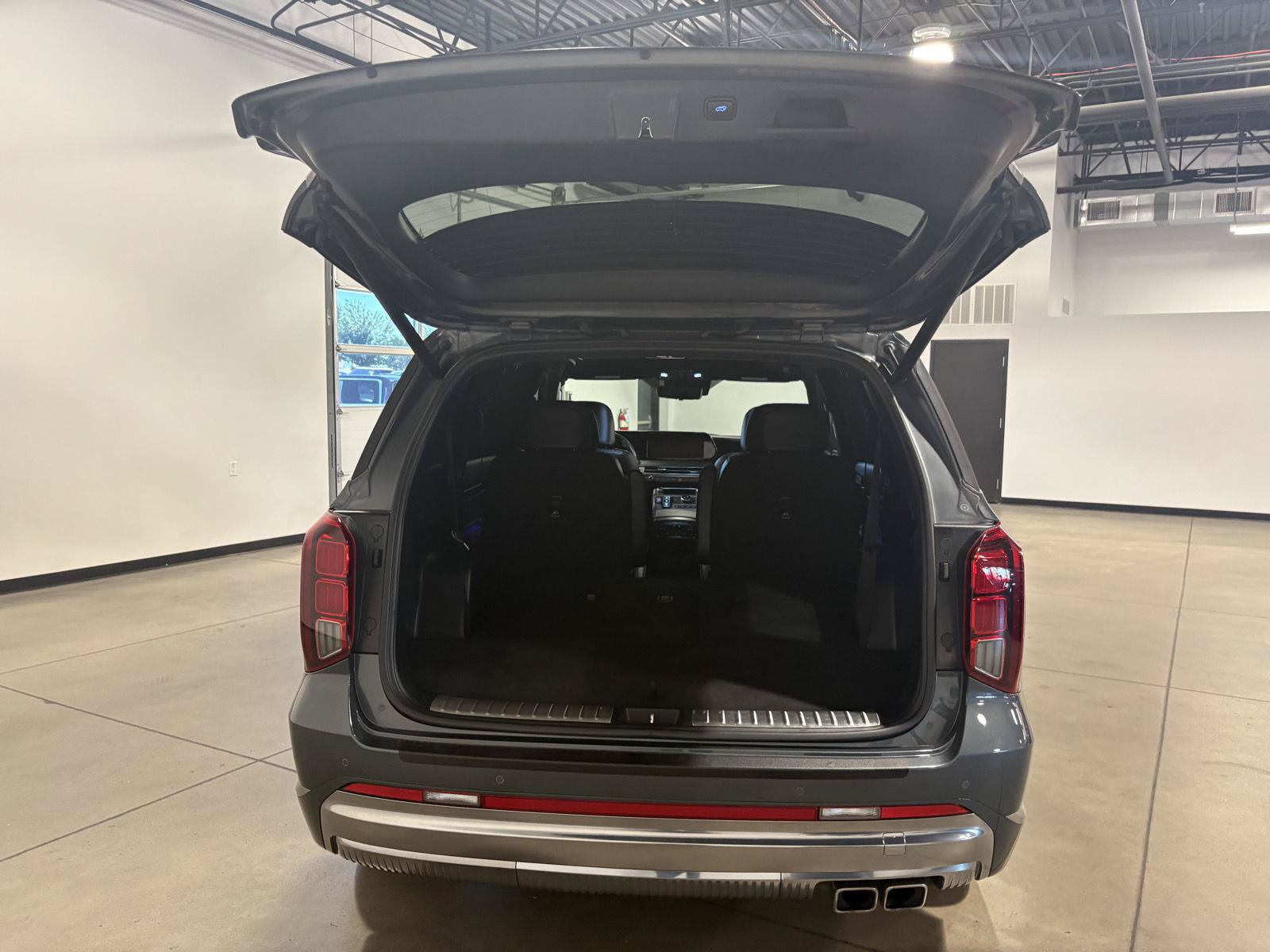 Used 2023 Hyundai Palisade Calligraphy AWD/4WD image 29