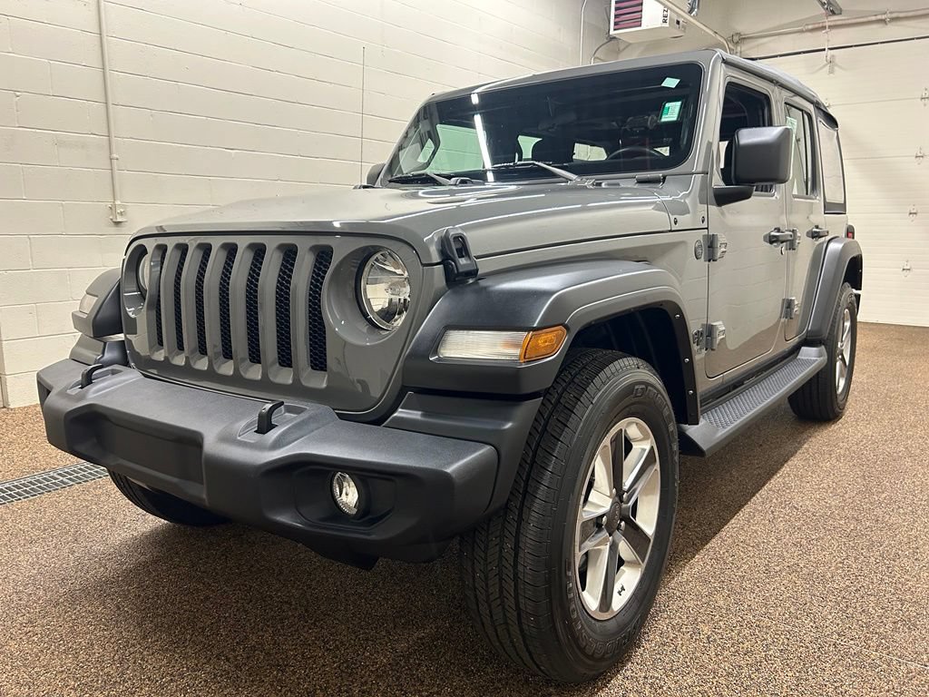 Used 2022 Jeep Wrangler Unlimited Sport AWD/4WD image 5