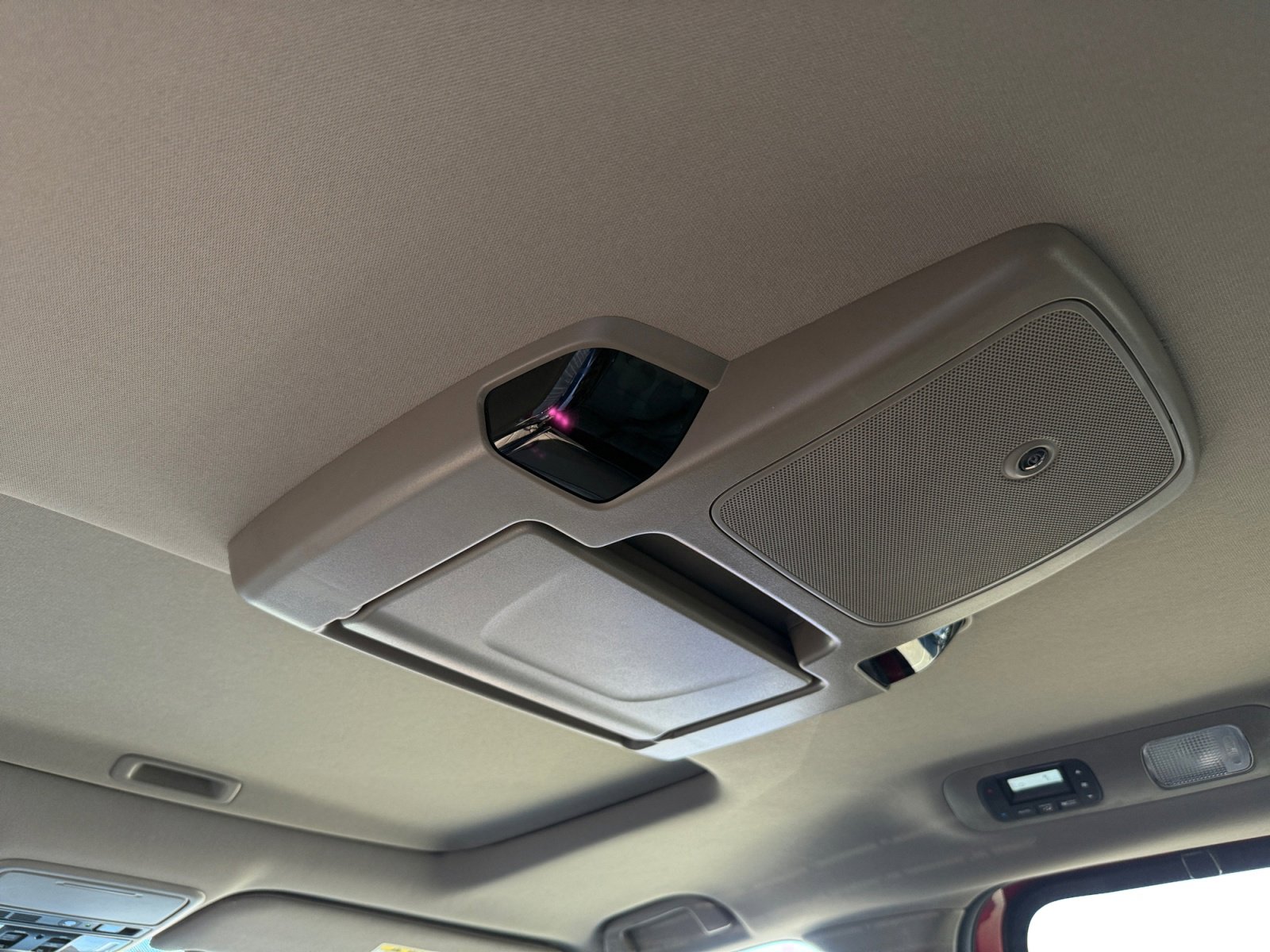 Used 2023 Honda Odyssey Elite image 13