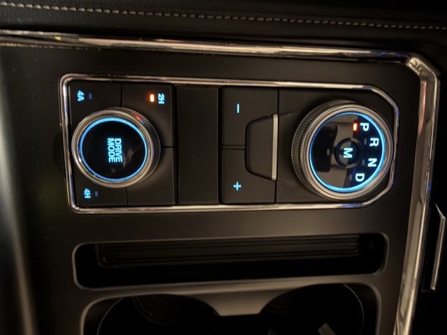 Used 2024 Ford Expedition XLT image 19