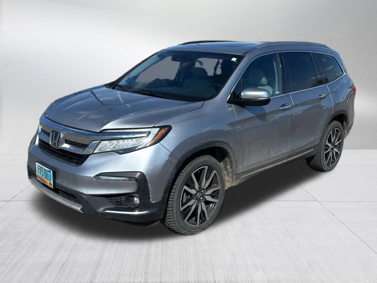 Used 2020 Honda Pilot Touring image 3