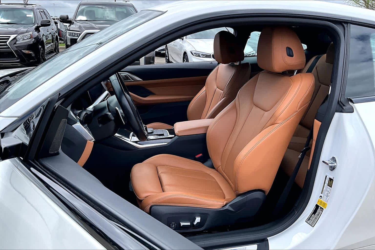 Used 2022 BMW 430i Coupe w/ M Sport Package RWD image 7