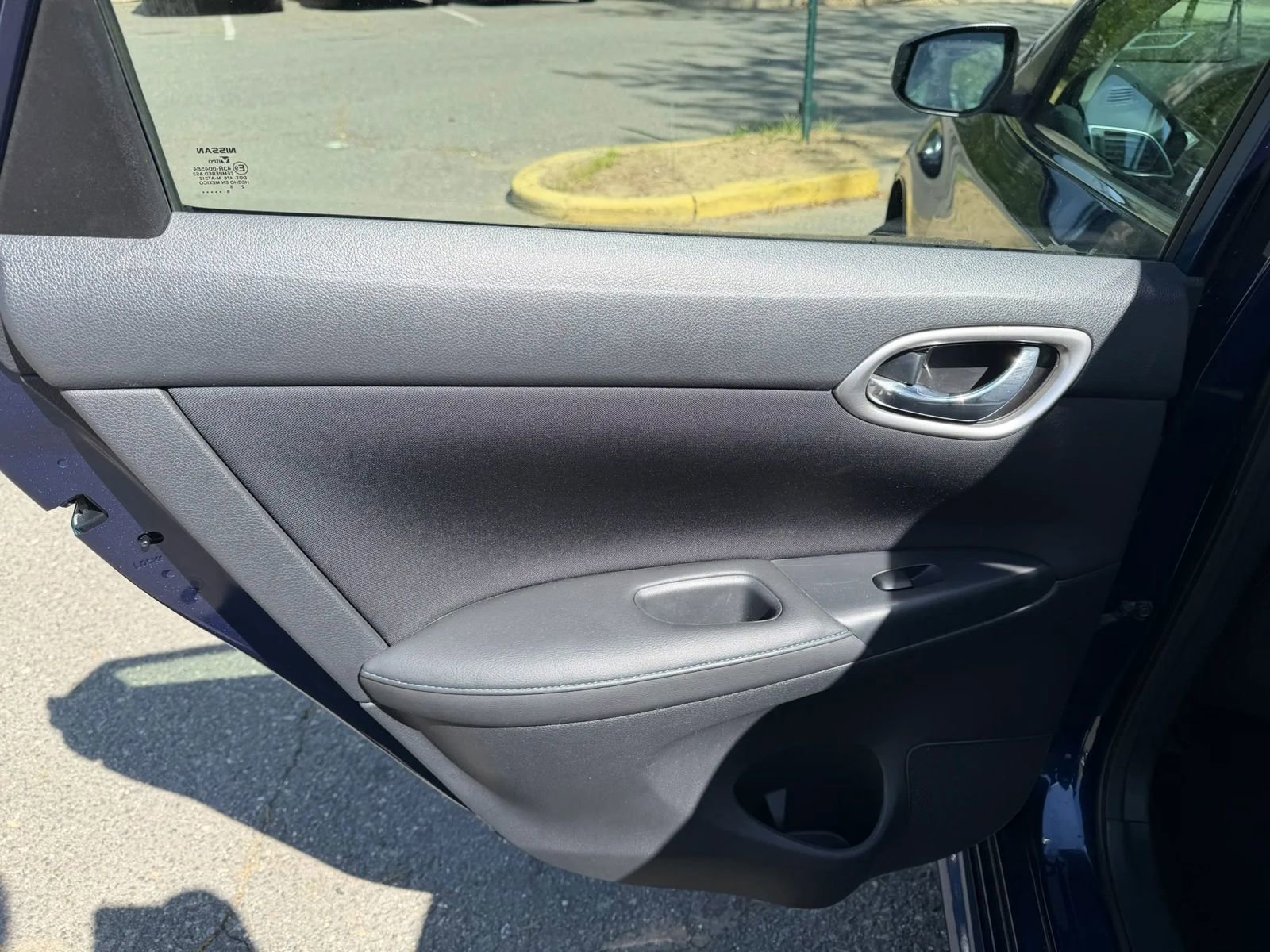 Used 2016 Nissan Sentra SR FWD image 9