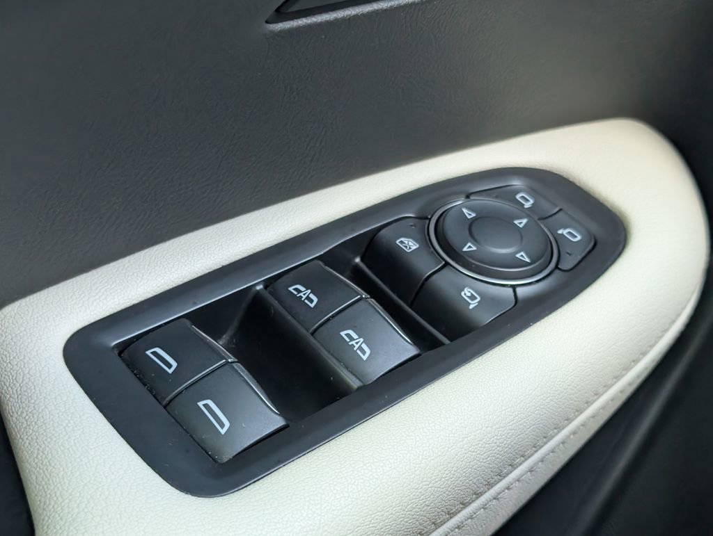 Used 2020 Cadillac XT6 Sport AWD/4WD image 17