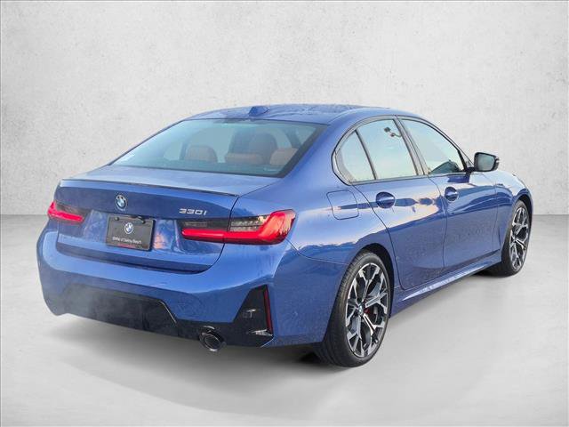 New 2026 BMW 330i Sedan w/ M Sport Package RWD image 2