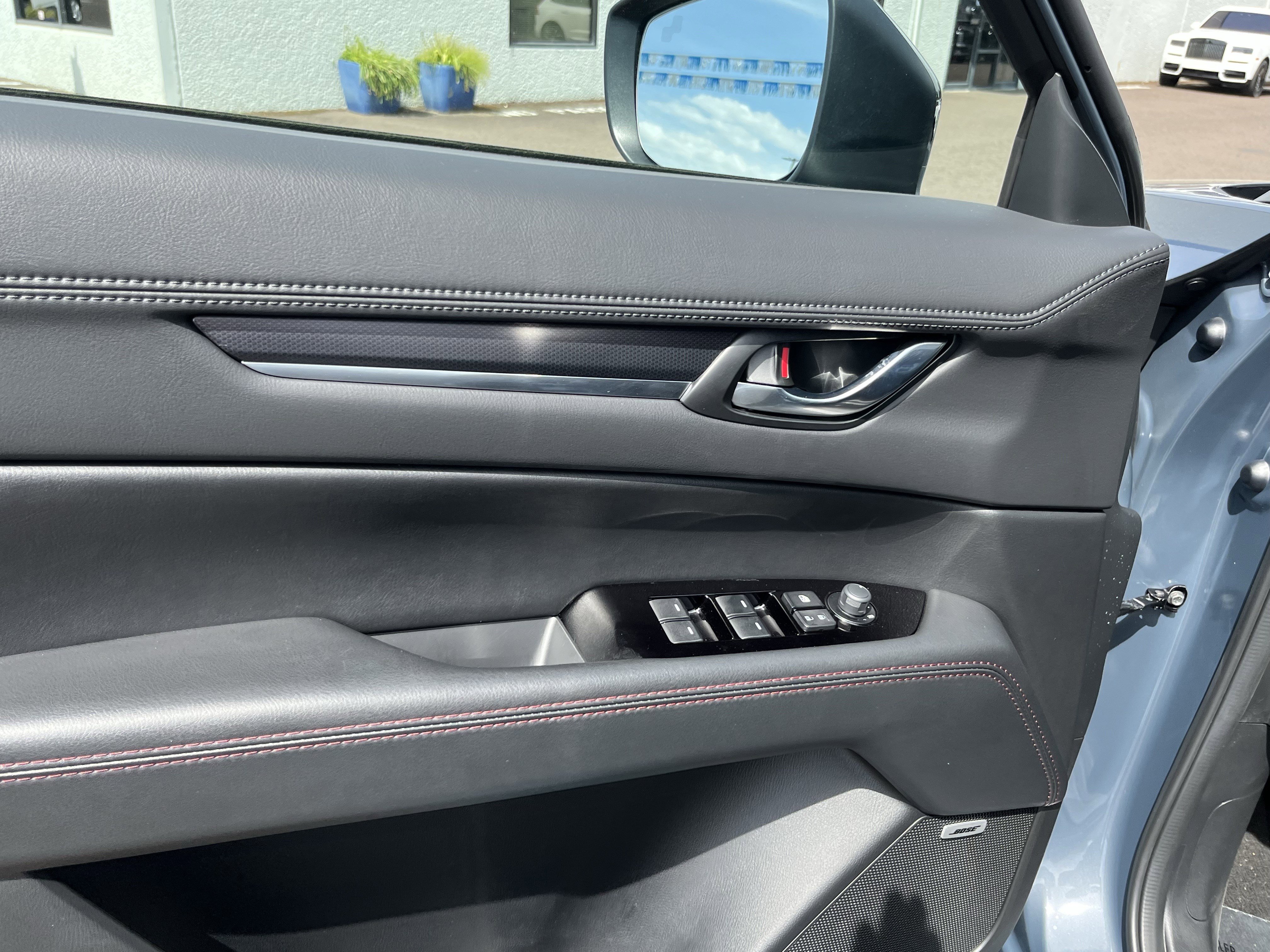 Used 2025 MAZDA CX-5 Carbon Edition image 16