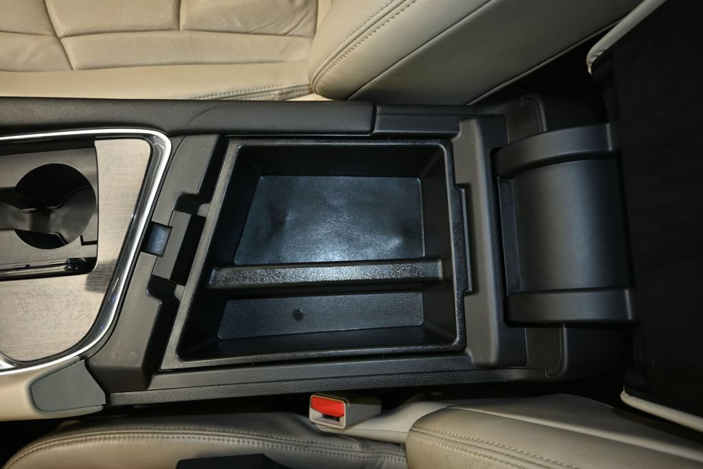 Certified 2018 Buick Enclave Essence FWD image 19