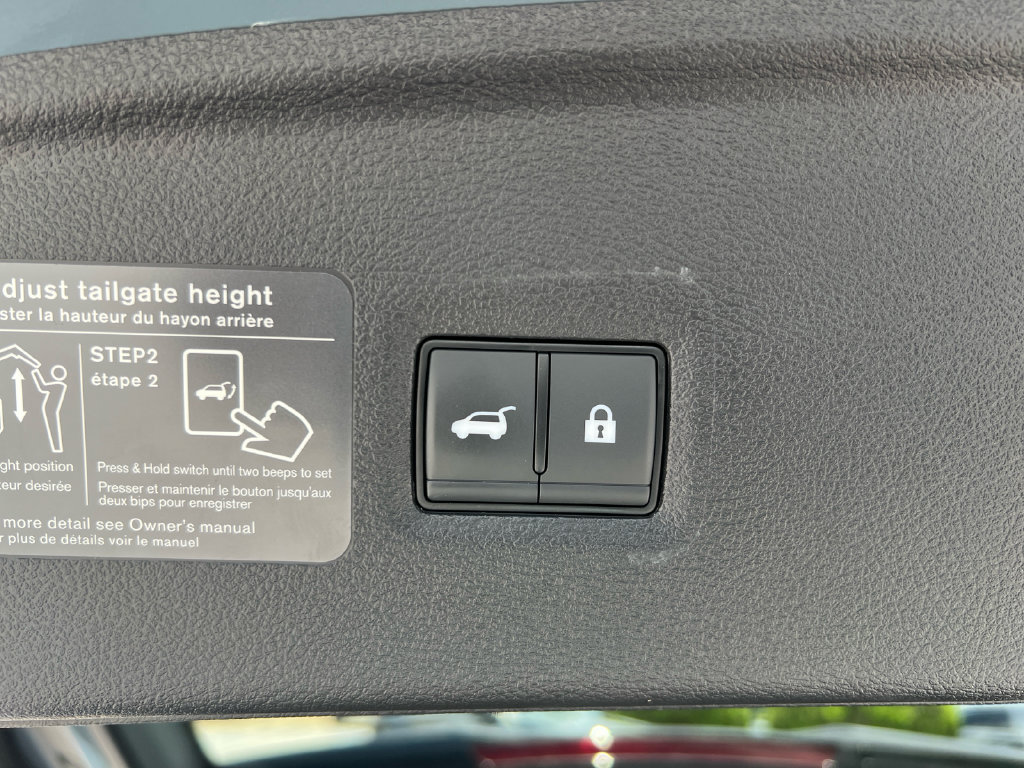 Certified 2025 INFINITI QX55 Essential AWD/4WD image 19