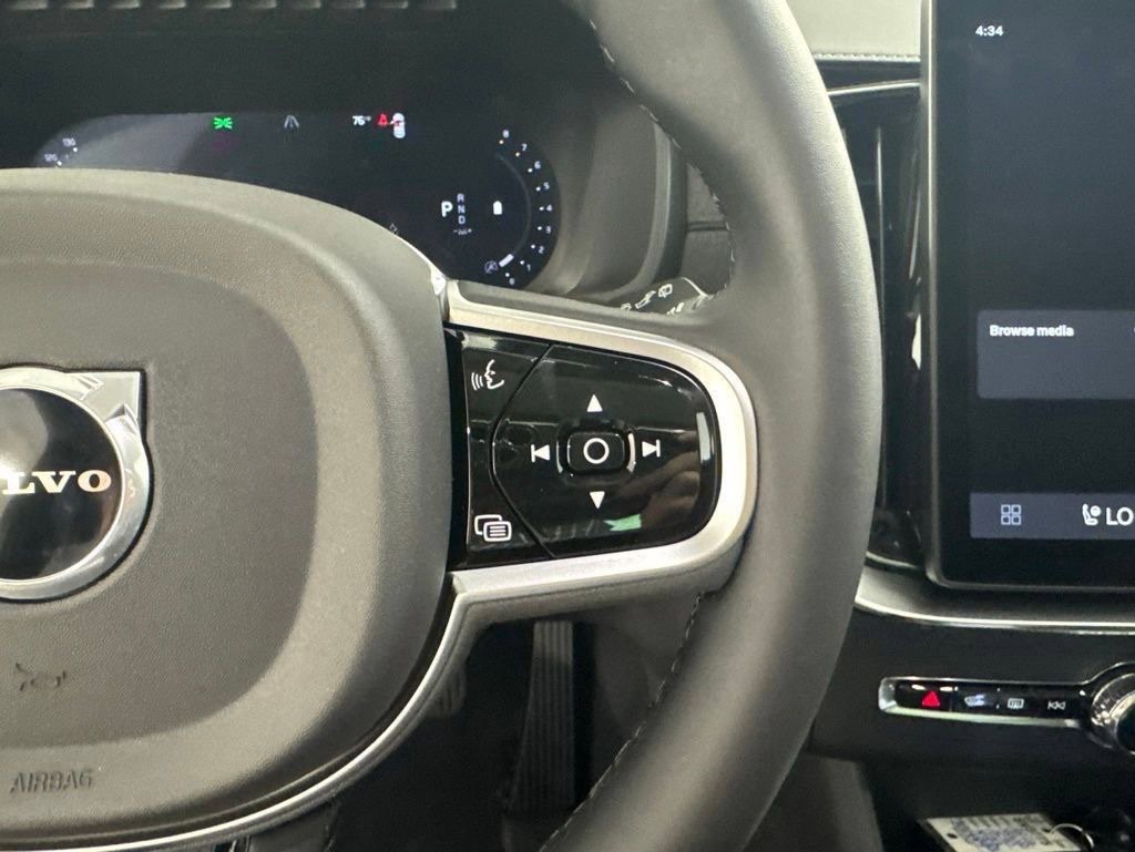 New 2026 Volvo XC90 B6 Plus w/ Protection Package Premier AWD/4WD image 10