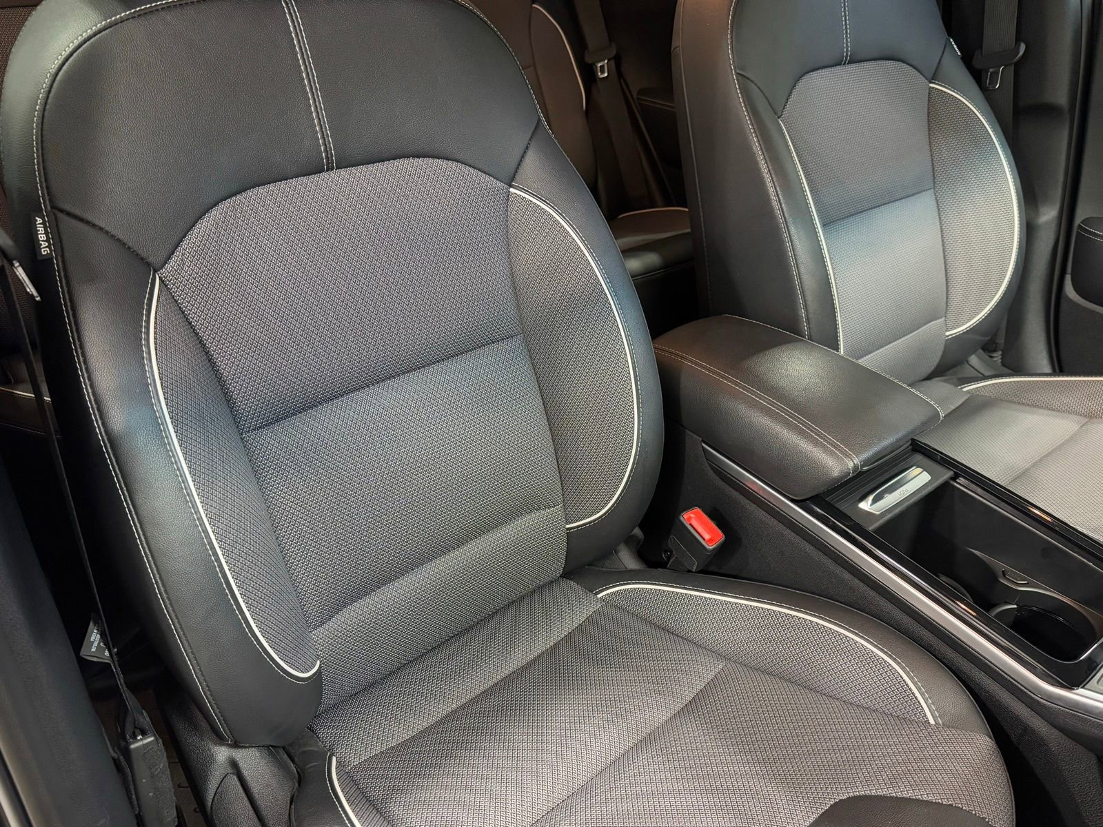 Used 2022 Kia Niro EX w/ Cold Weather Package image 47