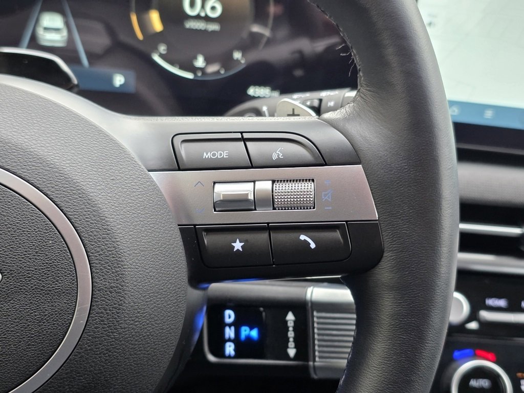 Certified 2025 Hyundai Tucson Limited image 28