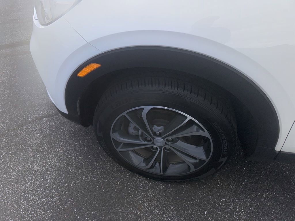 Used 2023 Buick Encore GX Select AWD/4WD image 4