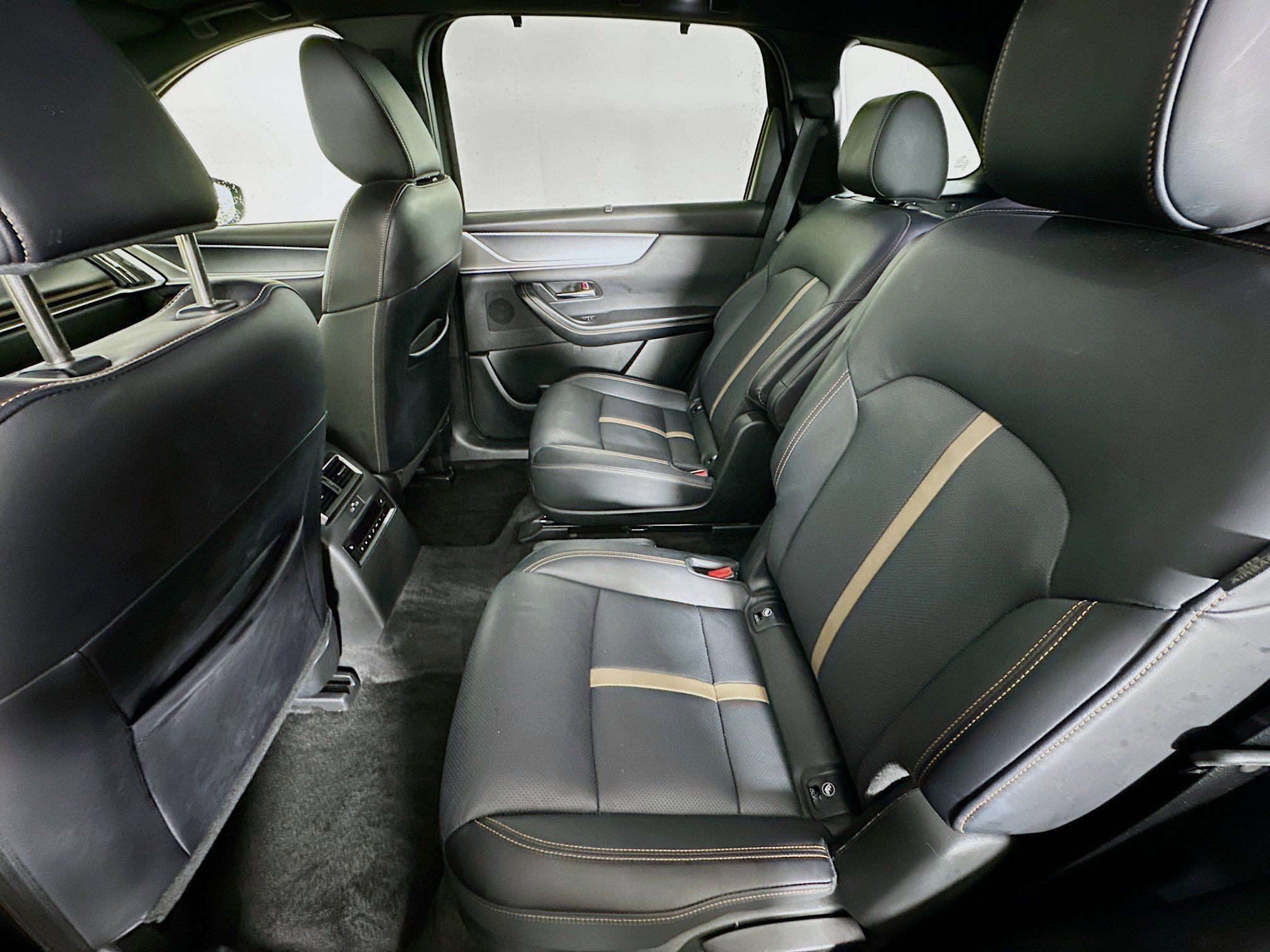 Used 2025 MAZDA CX-90 3.3 Turbo w/ Premium Plus Pkg image 29