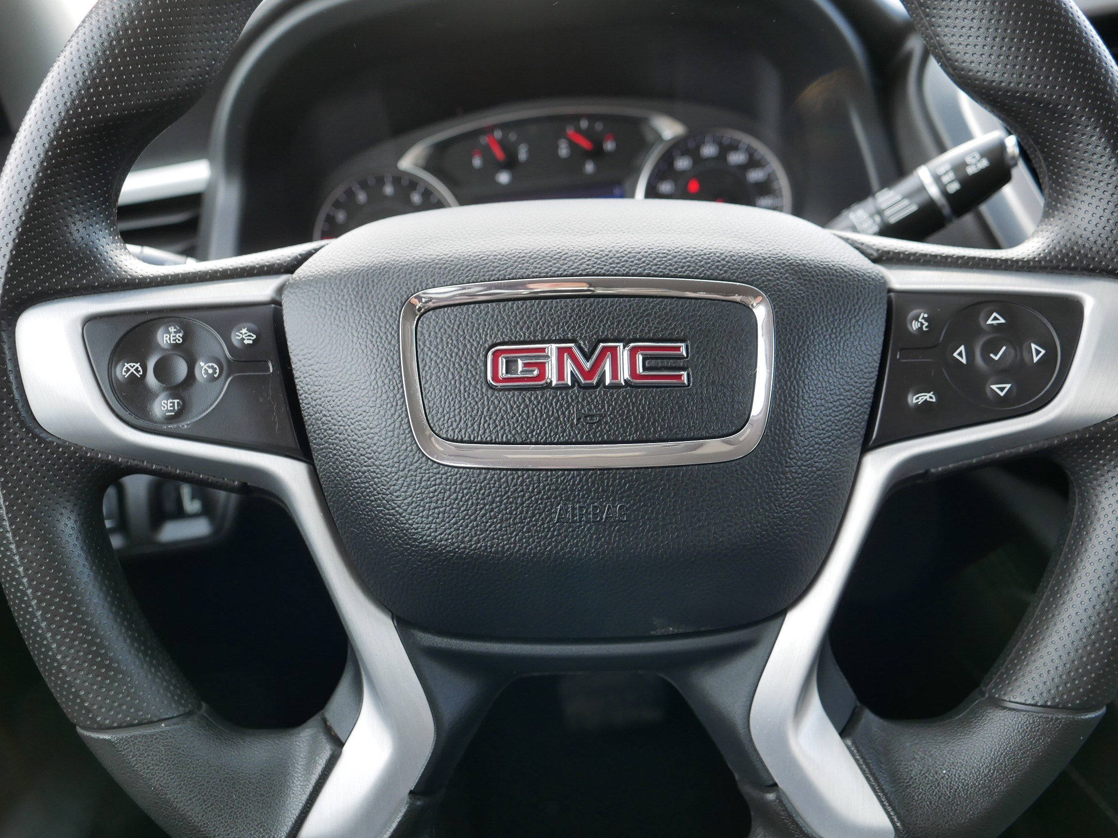 Used 2023 GMC Acadia SLE w/ Driver Convenience Package image 25