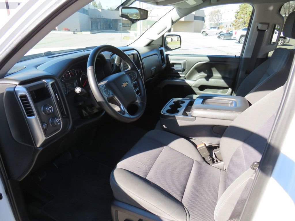 Used 2018 Chevrolet Silverado 1500 LT w/ Texas Edition image 10