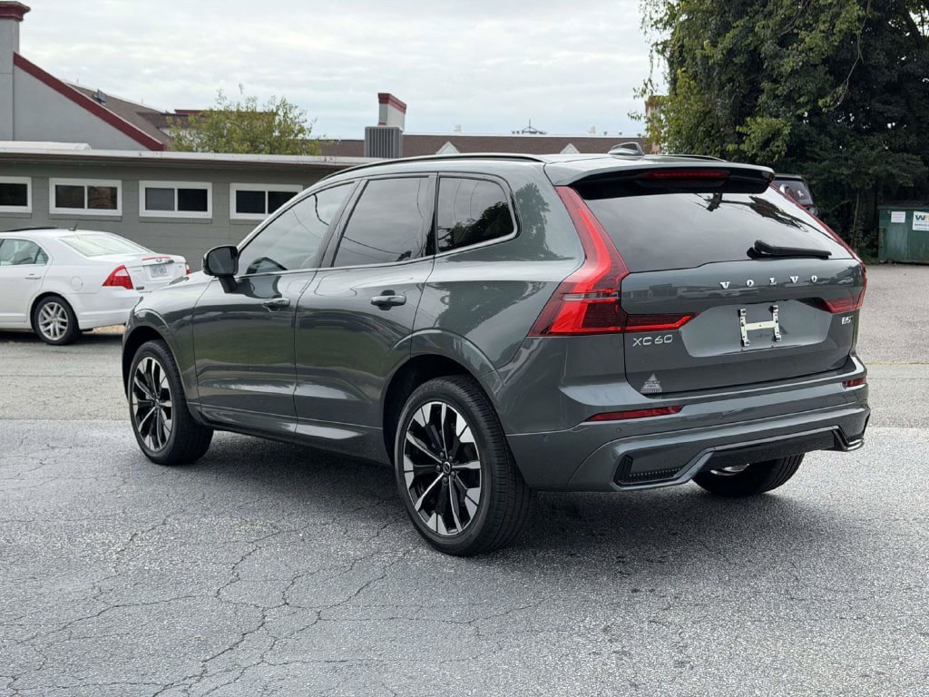 New 2026 Volvo XC60 B5 Plus w/ Climate Package AWD/4WD image 21