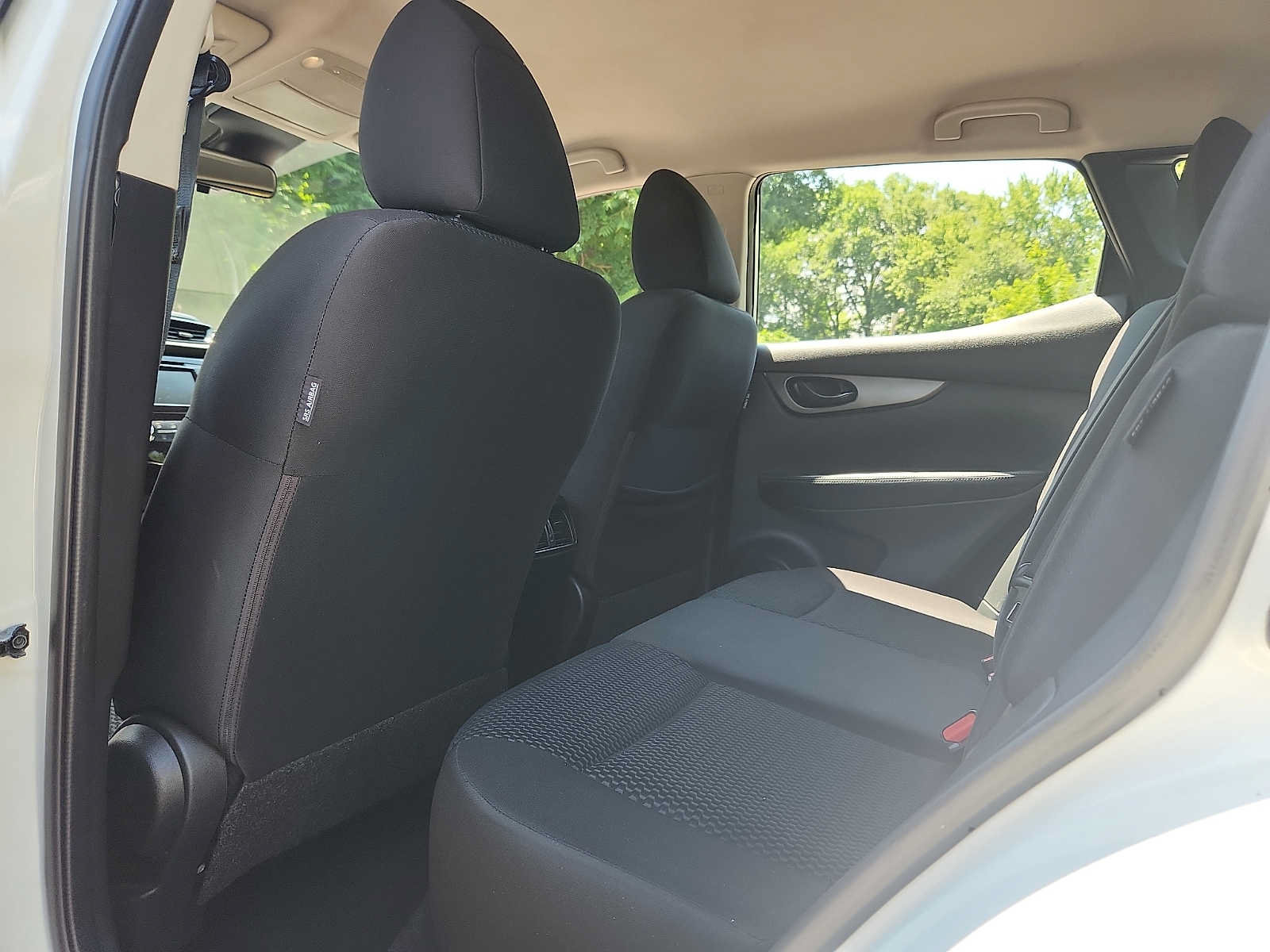 Used 2020 Nissan Rogue Sport S AWD/4WD image 10