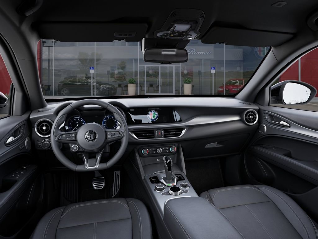 New 2025 Alfa Romeo Stelvio Sprint AWD/4WD image 14