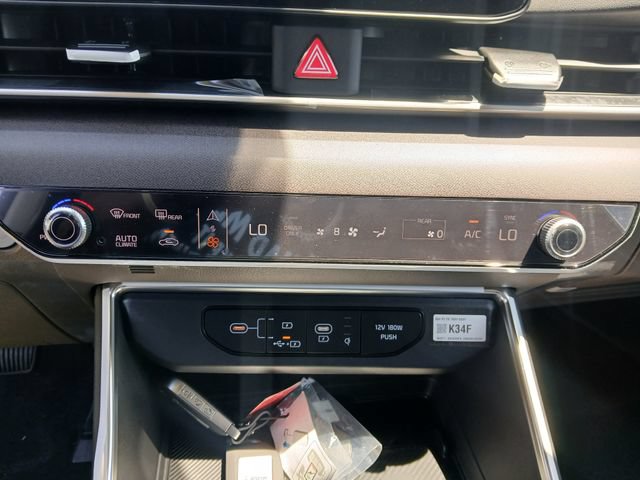 New 2026 Kia Carnival EX FWD image 30