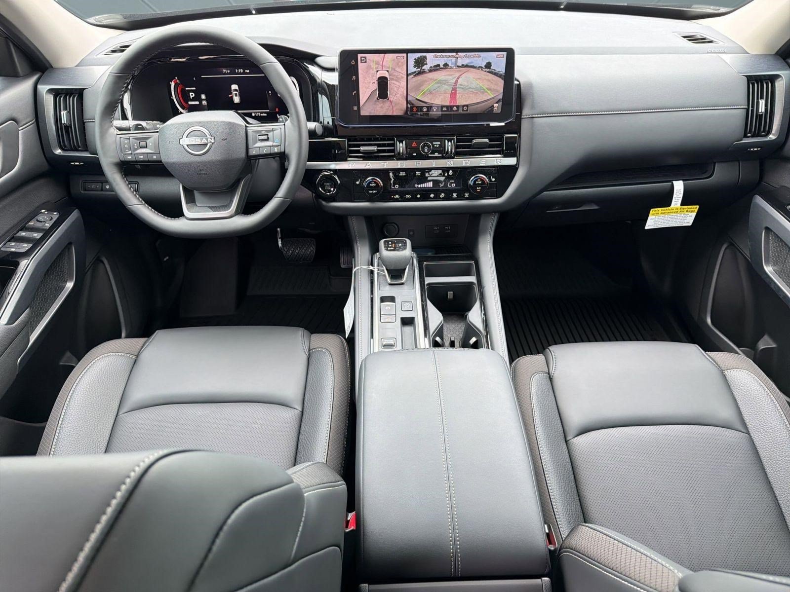 New 2026 Nissan Pathfinder SL FWD image 16