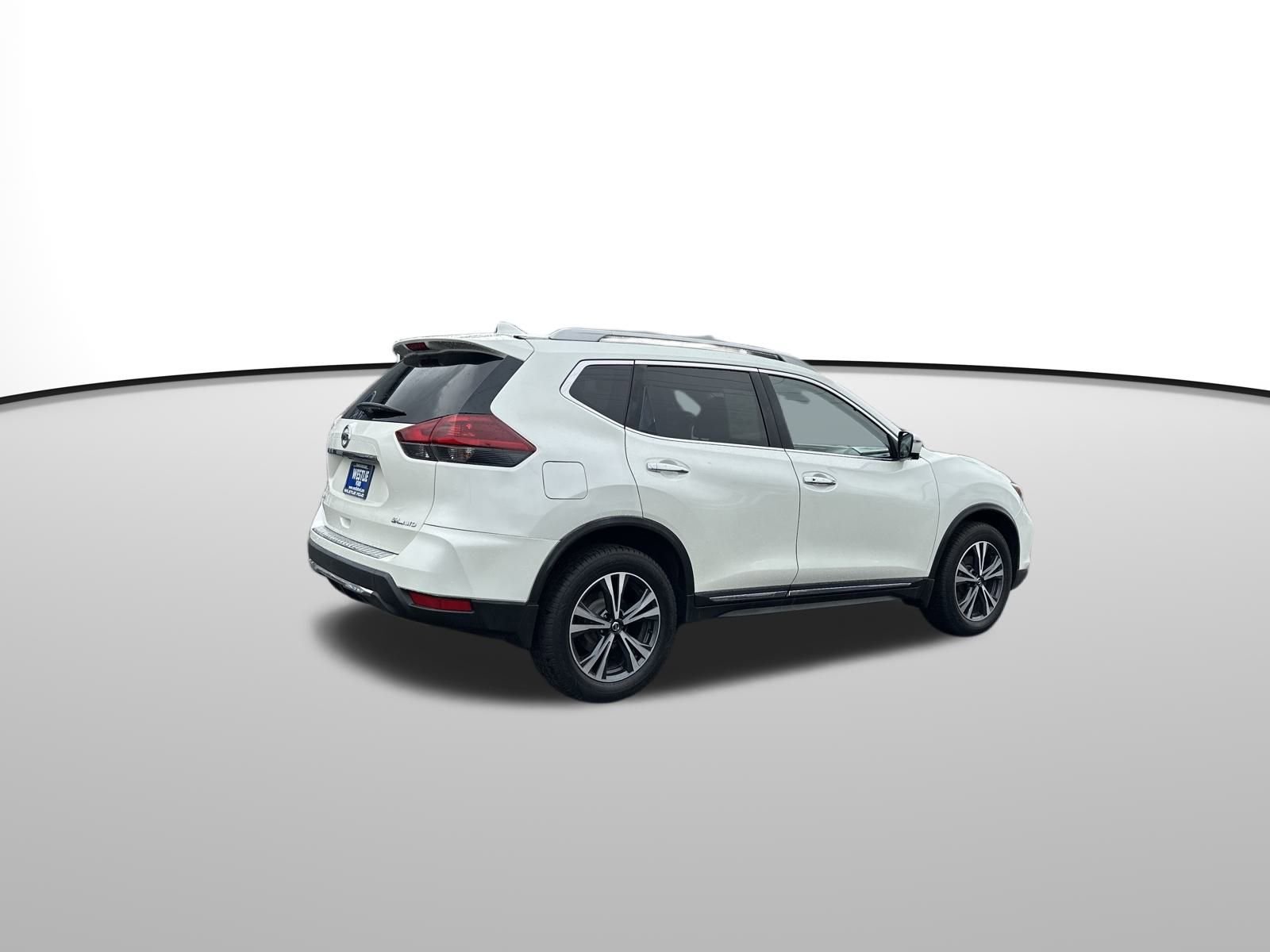 Used 2018 Nissan Rogue SL image 6
