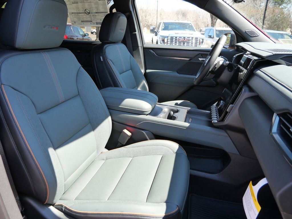 New 2026 GMC Acadia AT4 w/ Luxury Package image 23