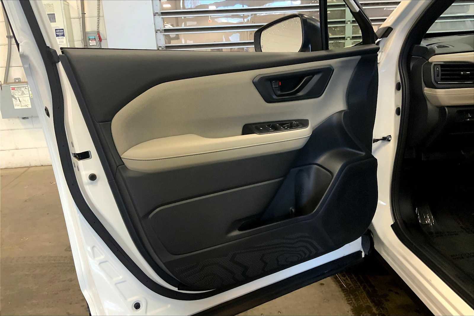 Certified 2025 Subaru Forester image 20