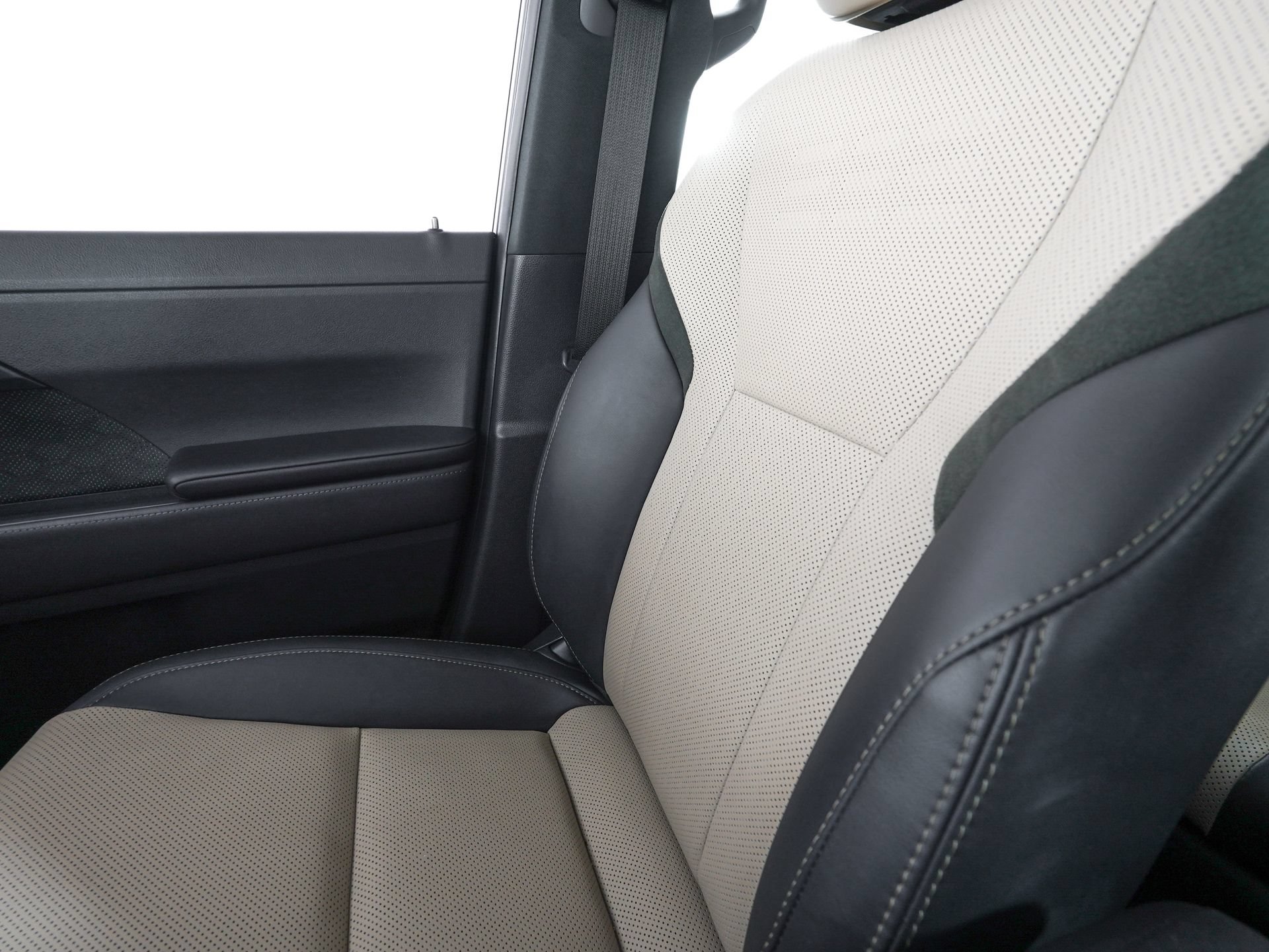 Used 2025 Lexus GX 550 AWD/4WD image 27