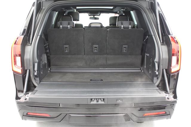 Used 2025 Ford Expedition Tremor AWD/4WD image 12