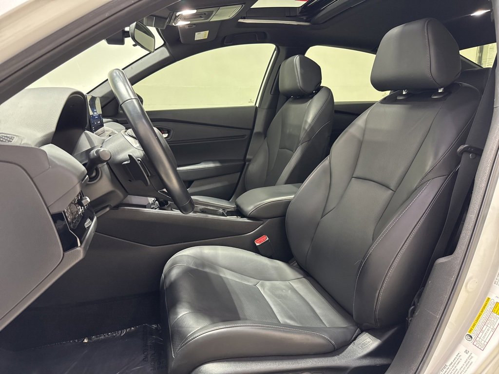 Used 2023 Honda Accord Sport image 9