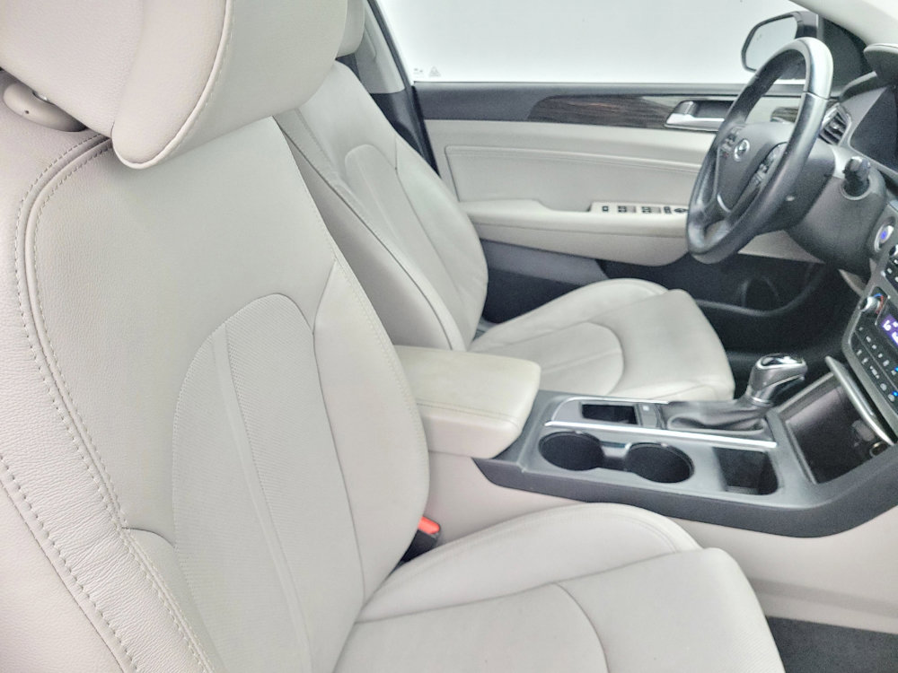 Used 2017 Hyundai Sonata Limited image 21