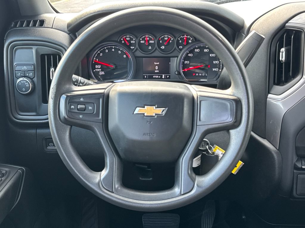 Used 2021 Chevrolet Silverado 1500 Custom image 15