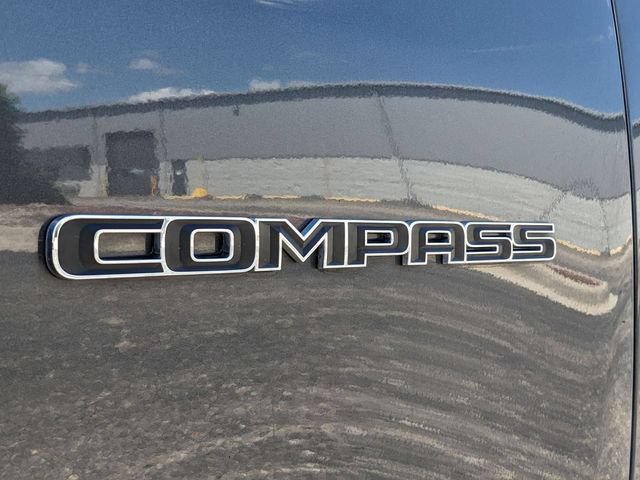 Used 2023 Jeep Compass Limited AWD/4WD image 10