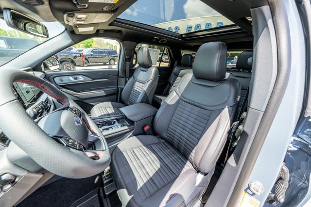 New 2026 Ford Explorer ST-Line w/ ST-Line Street Pack AWD/4WD image 34