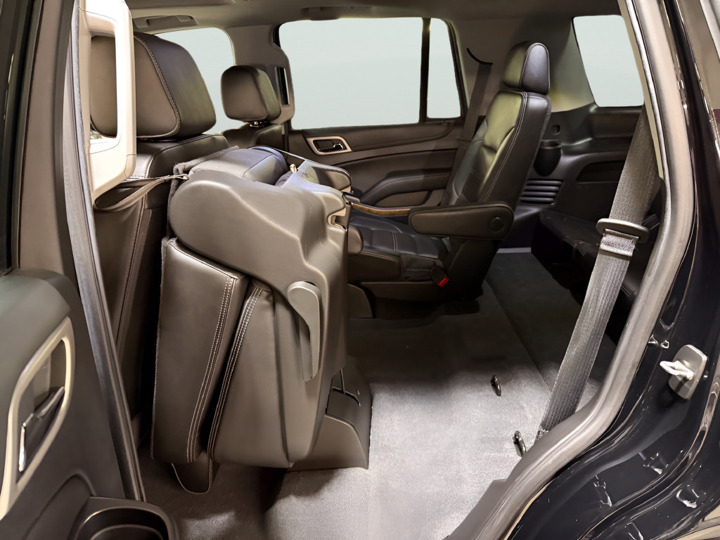 Used 2020 GMC Yukon Denali w/ Open Road Package AWD/4WD image 24