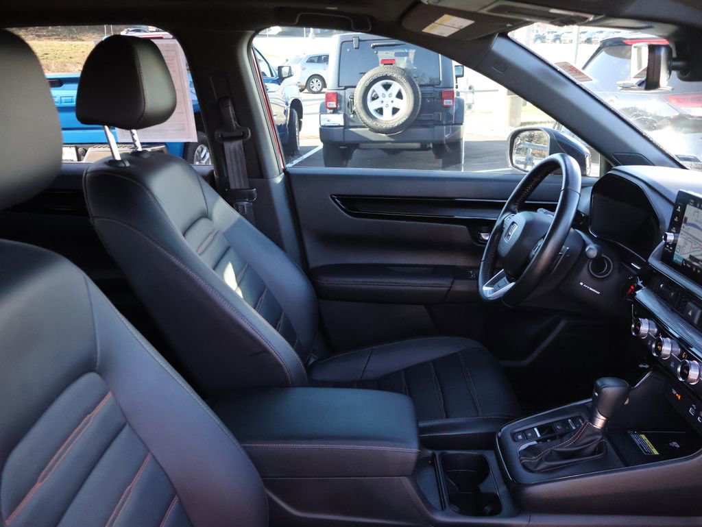 Certified 2025 Honda CR-V Sport Touring image 8
