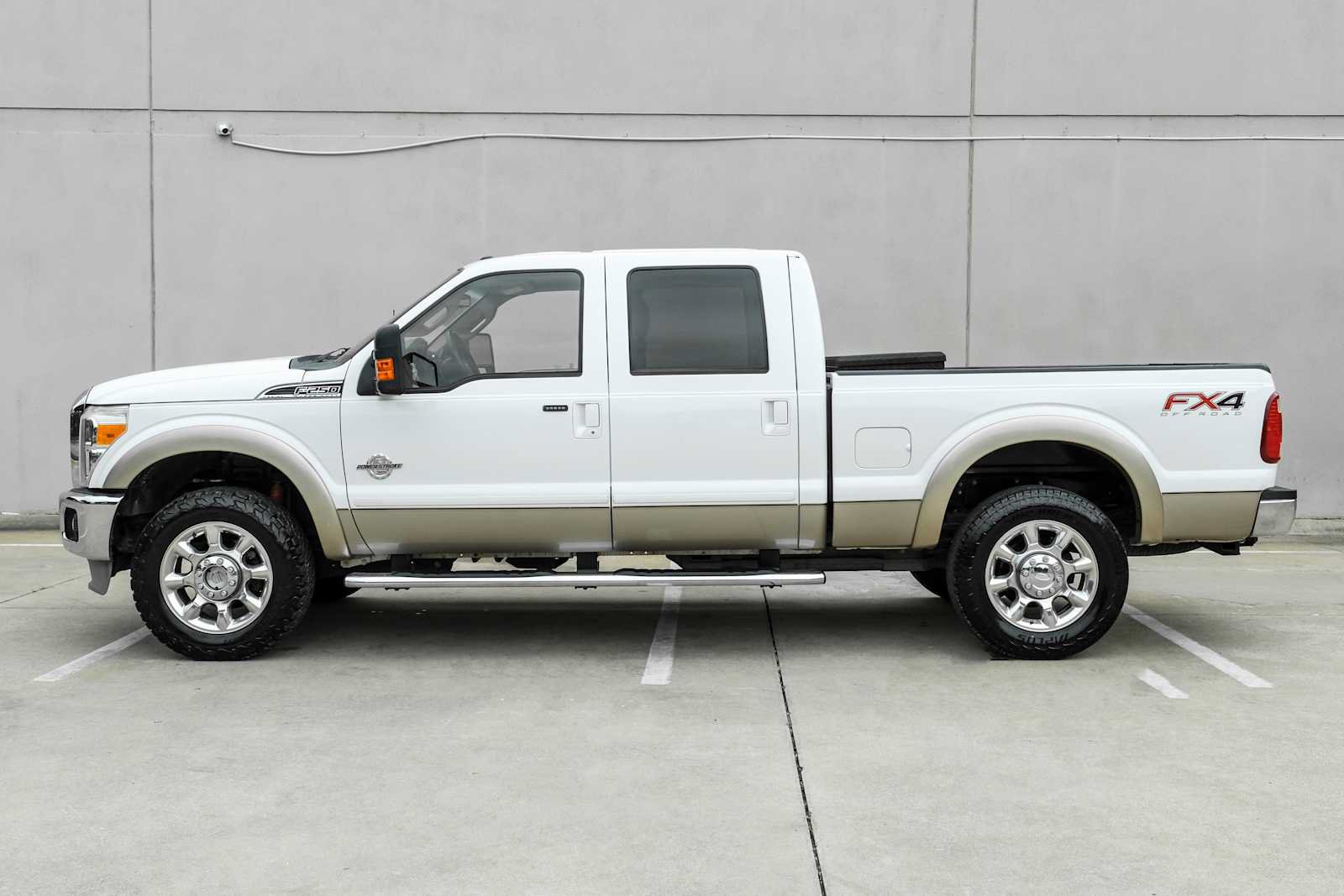 Used 2012 Ford F250 Lariat w/ FX4 Off Road Pkg AWD/4WD image 11
