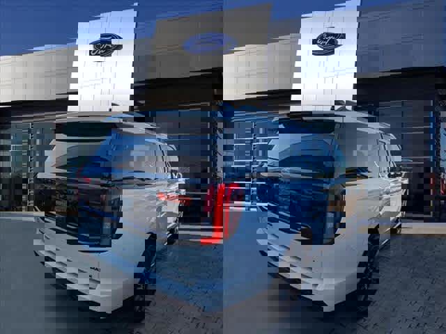 New 2025 Ford Expedition Max Platinum image 2