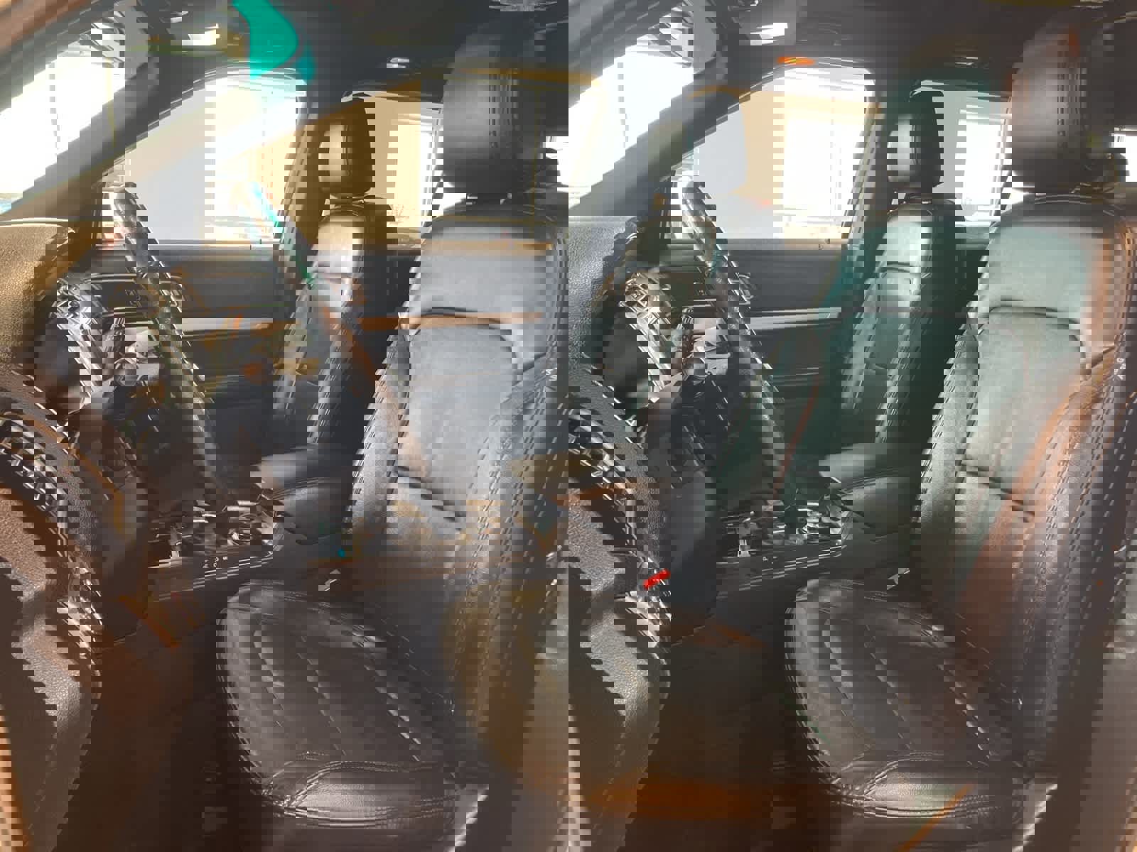 Used 2017 Ford Explorer XLT w/ Equipment Group 202A image 12