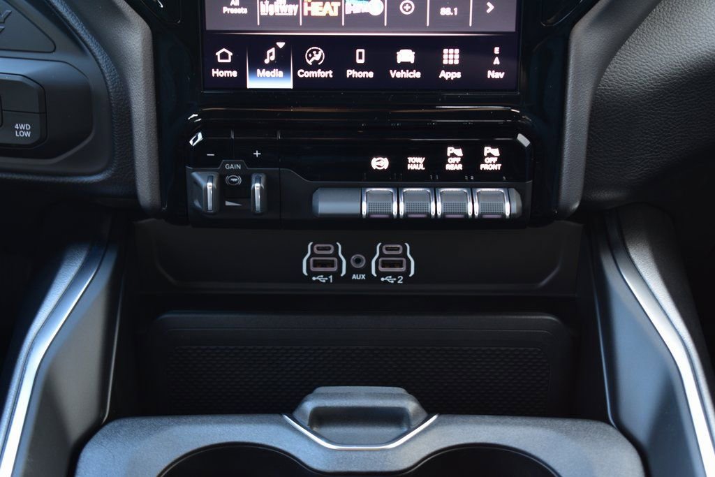 New 2026 RAM 2500 Big Horn image 36