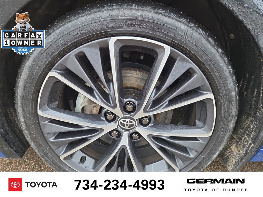 Used 2024 Toyota Prius XLE image 12