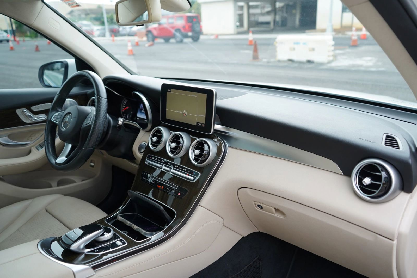 Used 2017 Mercedes-Benz GLC 300 image 19