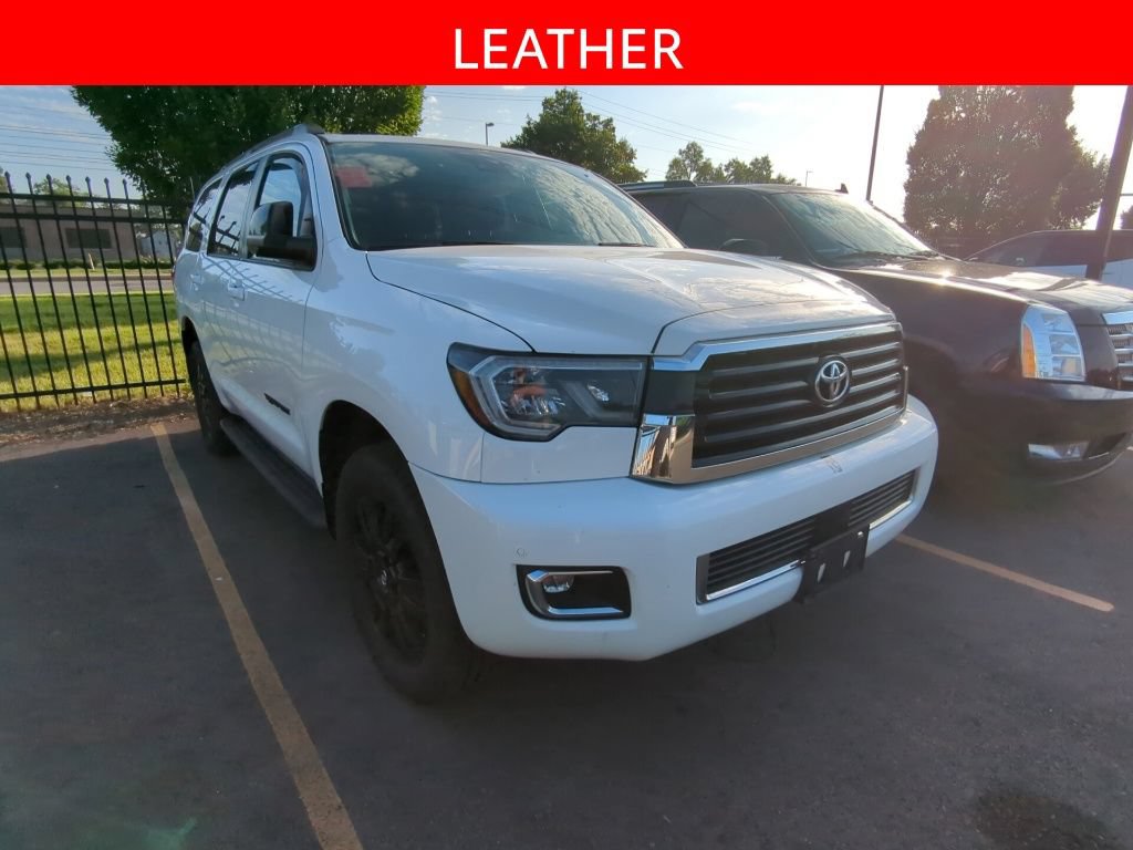 Used 2018 Toyota Sequoia TRD Sport AWD/4WD image 3