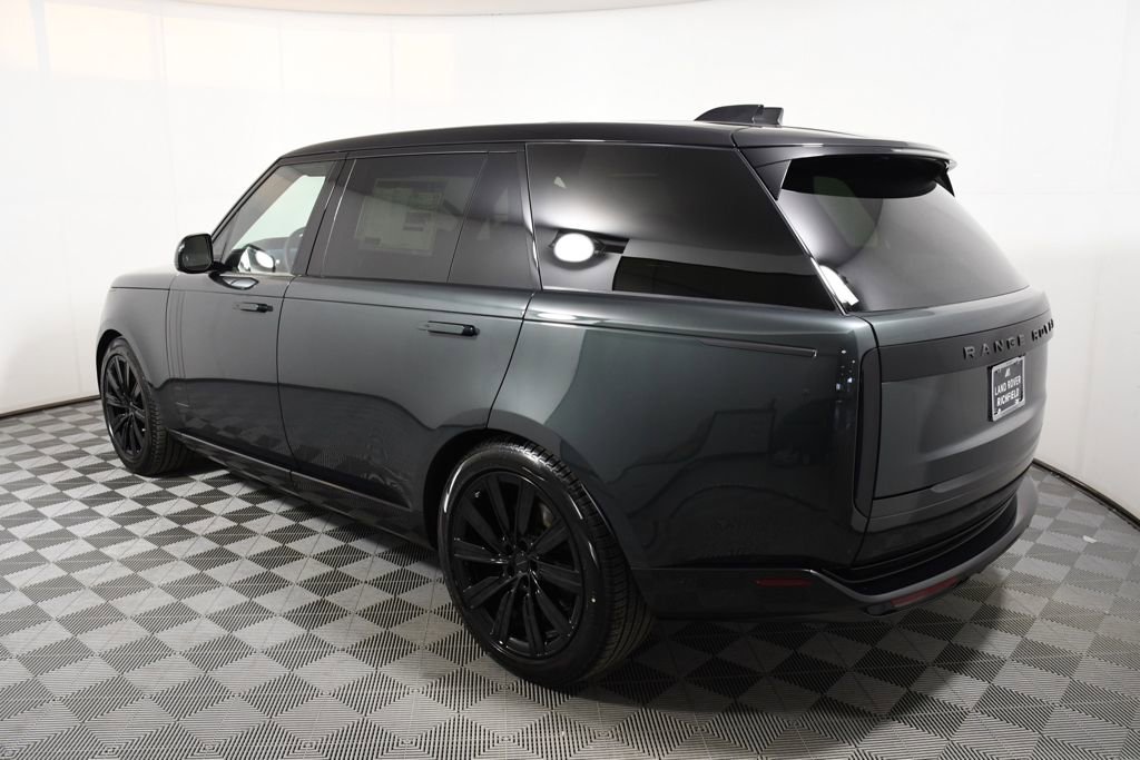 New 2026 Land Rover Range Rover Long Wheelbase SE image 3