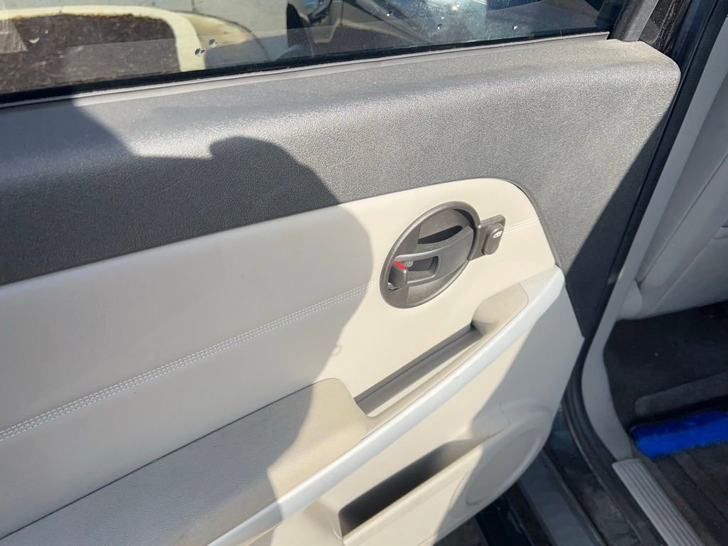 Used 2008 Chevrolet Equinox LTZ w/ Chrome Plus Package image 9