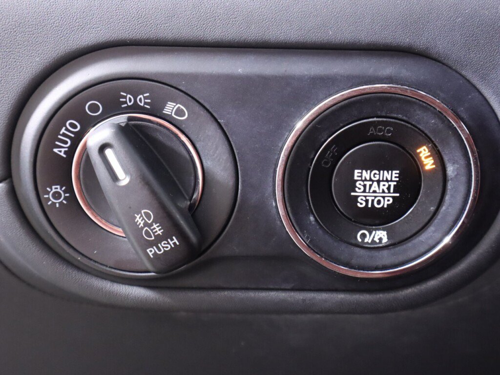 Used 2018 Maserati Levante GranSport AWD/4WD image 10
