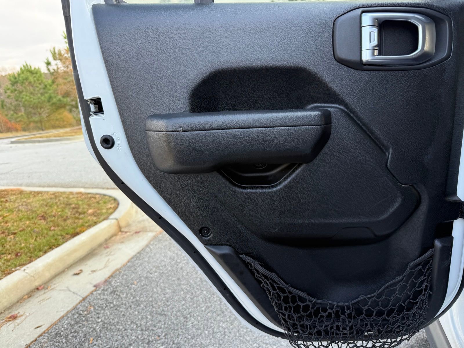 Used 2022 Jeep Wrangler Unlimited Sport w/ Xtreme Recon 35" Tire Package image 41