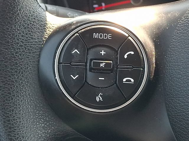 Used 2020 Kia Soul S FWD image 21