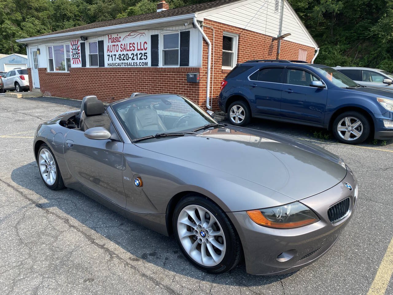 Used 2004 BMW Z4 2.5i RWD image 2